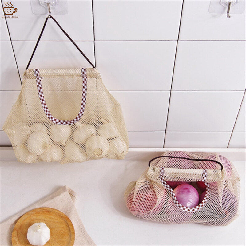 Hanging Mesh Net Storage Bags / Garlic Onion Hanging Bag Storage Bag Organizer/Foldable Net String Bag / Reusable Fruit Vegetables Storage Basket Totes/ Bathroom Bath Toy Bag/ Storage Bag for Kitchen Bathroom