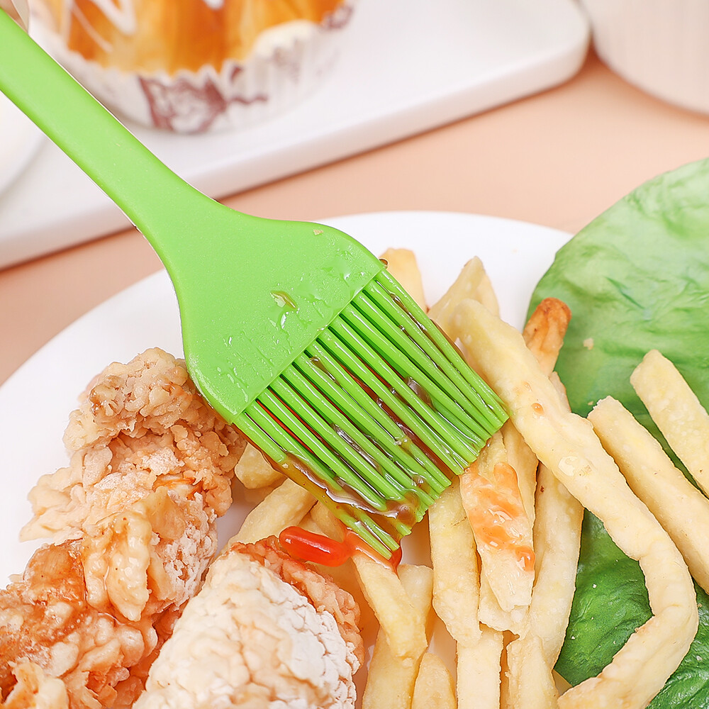 Silicone Baking Brush Resist High Temperature Pastry Brush Bakeware Cook BBQ Basting Brush Baking Oil Brush Berus Masak Random Color