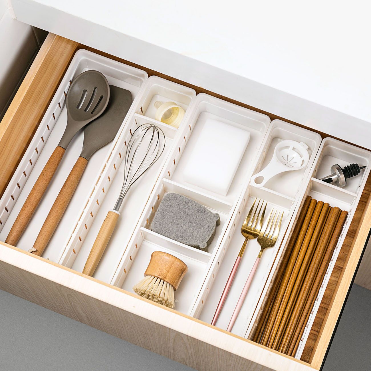 CNMF Japanese Style Divided PP Kitchen Storage Drawer Box