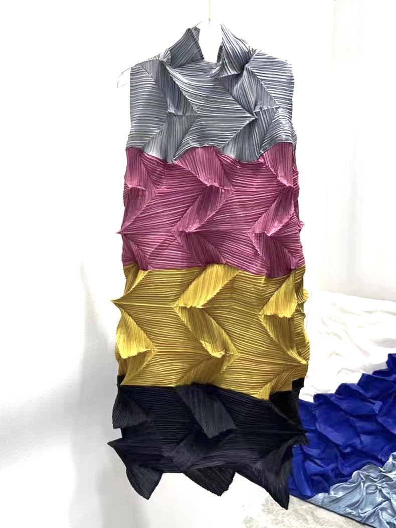 Sunya 1. Miyake style pleated summer beautiful fashion casual large size diamond pleated dress 6613 C202