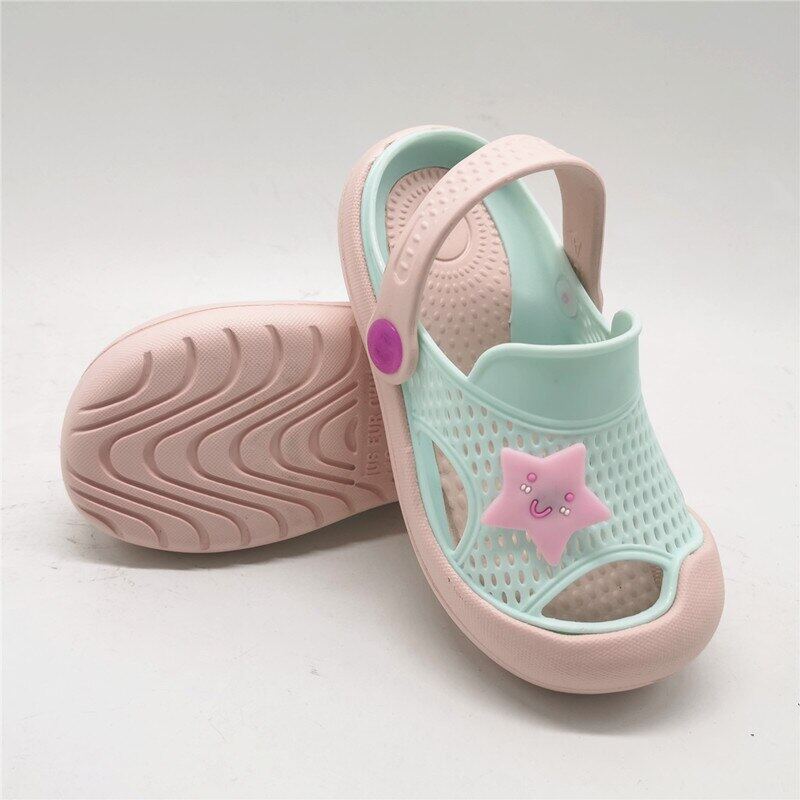 boys footbed sandals