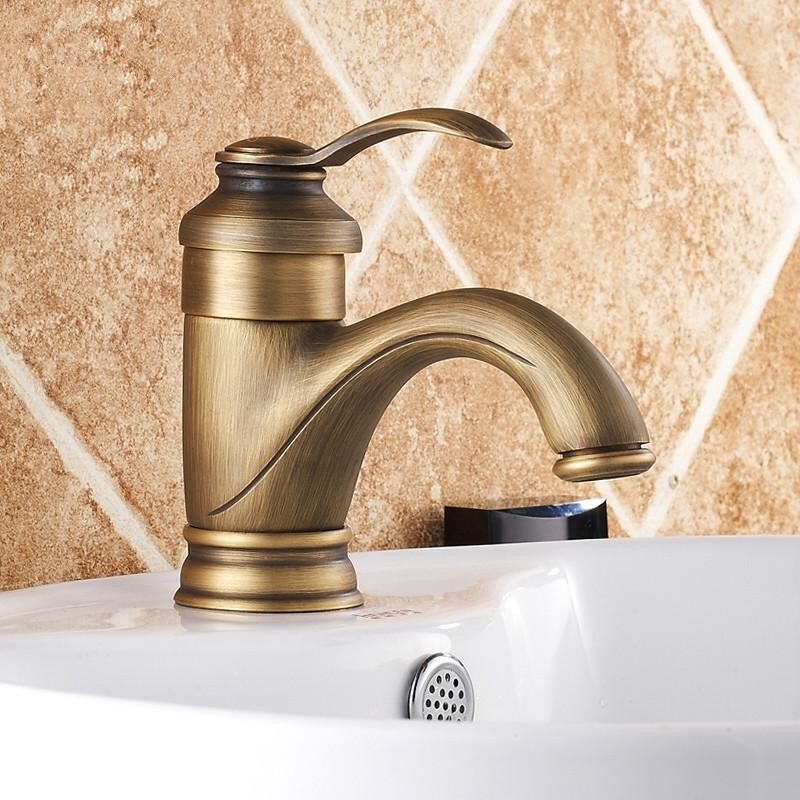 Retro Single Handle Bathroom Sink Faucet Antique Copper Basin Retro Single Handle Bathroom Sink