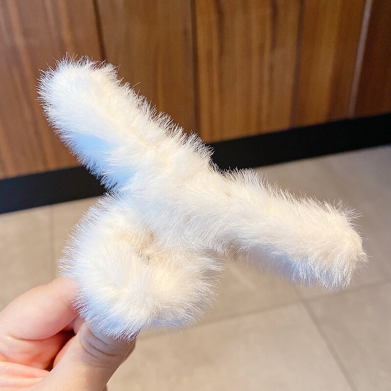 Korean Fashion Plush Clip Female Hair Clip Big Shark Clip Hair Claw Headdress