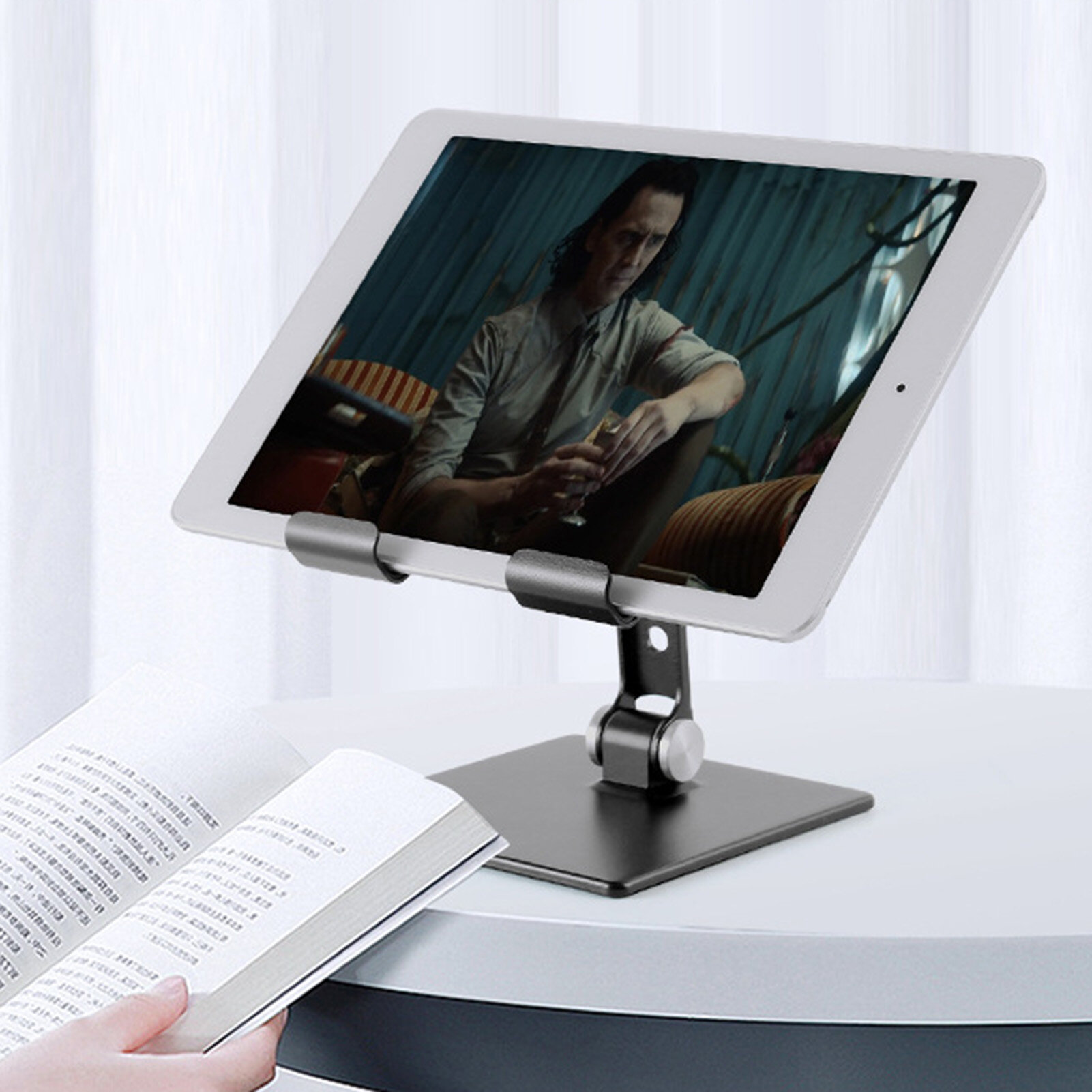 Large Storage Desktop Stand Foldable Adjustable Universal Tablet Holder Desk Bracket Smartphone Stand for Watching TV Desk Bracket Anti-scratch