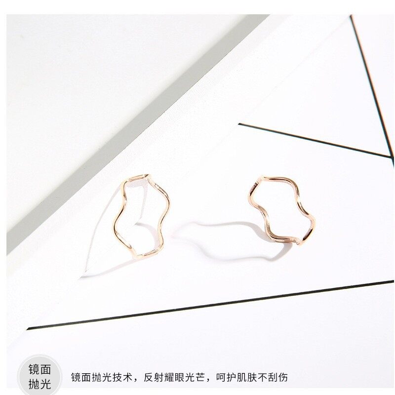 Nhẫn Lượn Sóng Titan Ko Đen TT 3473