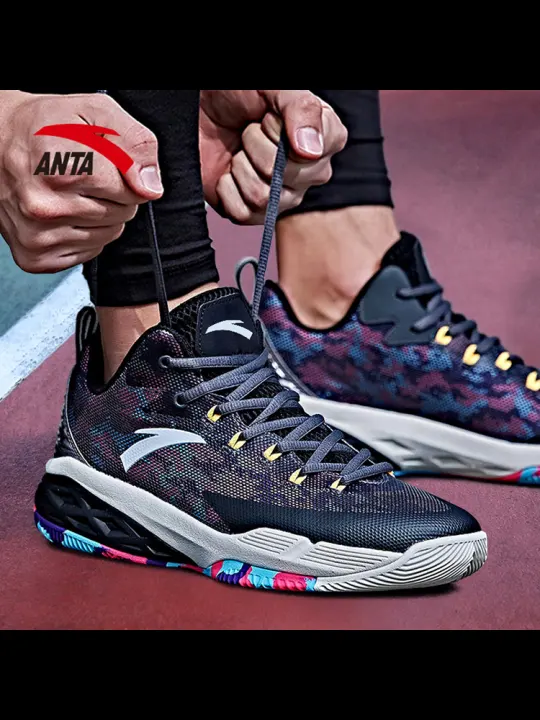winter track shoes