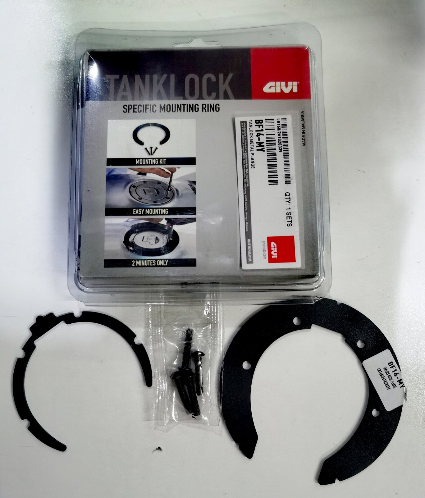 GIVI BF14-MY TANK BAG LOCK SPECIFIC MOUNTING RING (KAWASAKI NINJA