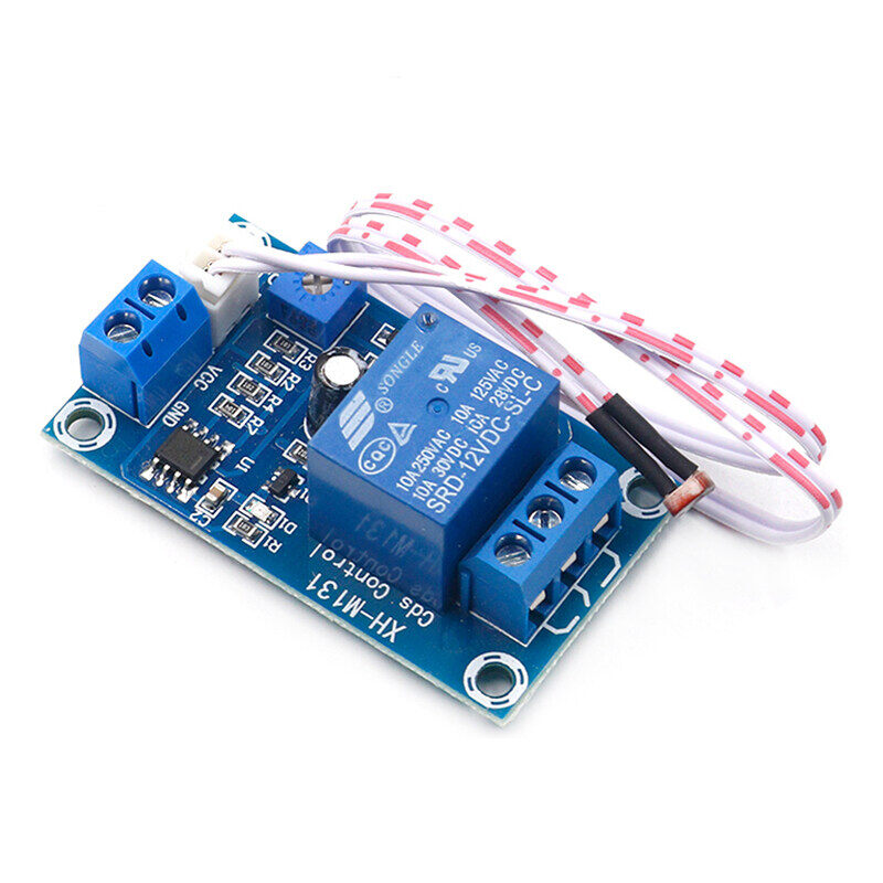1PCS/2PCS Detection sensor brightness XH-M131 DC 5V light control switch 10A photoresistor relay module automatic control module