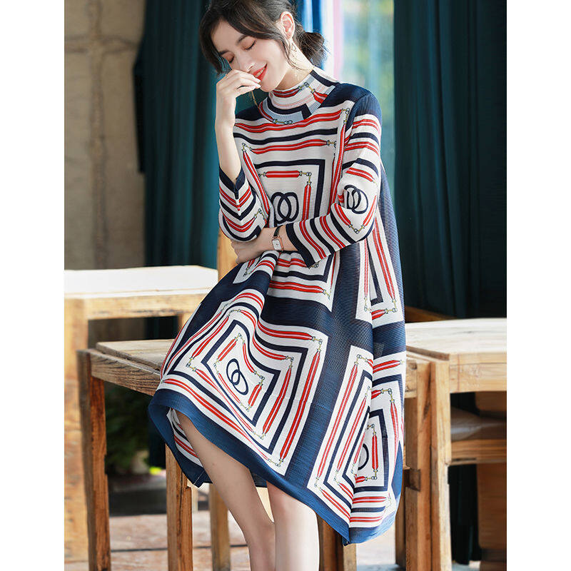 Miyake temperament high-end pleated dress ❤ spring new year new product half high neck fashion age-reducing mid-length a-line skirt