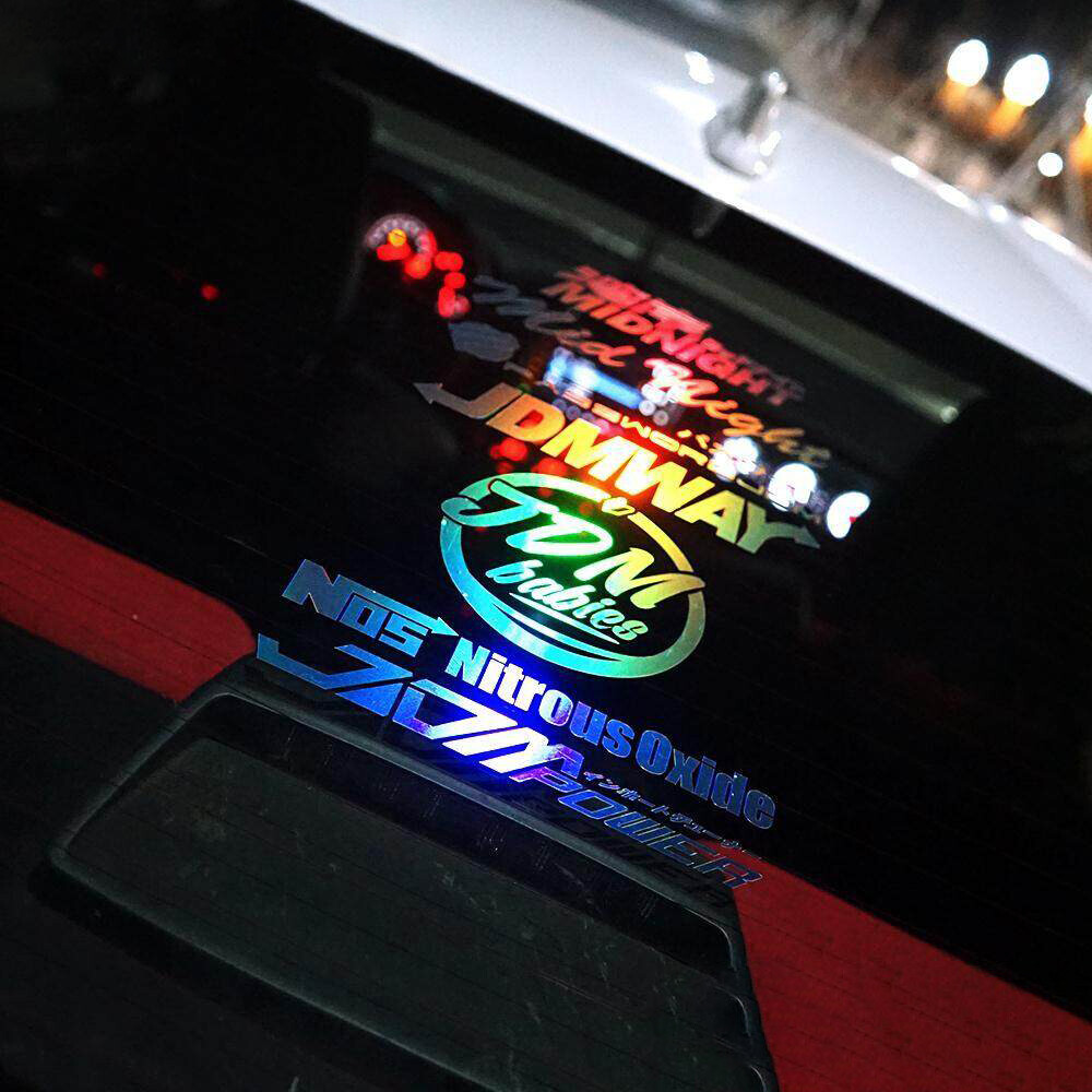 JDM Rainbow Laser Phong cách Nhật Bản Bay Shore Thời trang Thư tiếng Anh Tự động Cửa sổ phía sau Kính chắn gió Sticker Xe gắn máy Mũ bảo hiểm Sticker