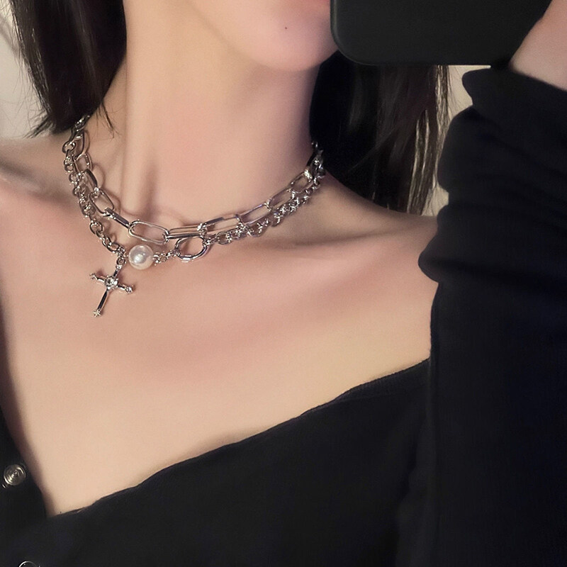 Chain hot sale choker womens