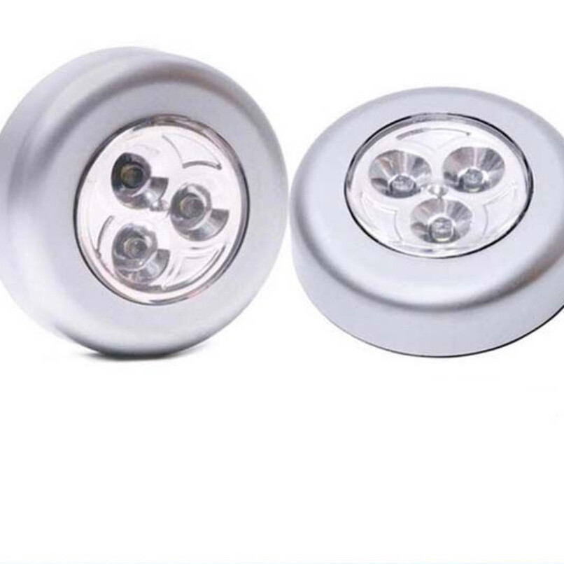 Đèn dán tường đèn led 3 bóng dán tường tiện lợi