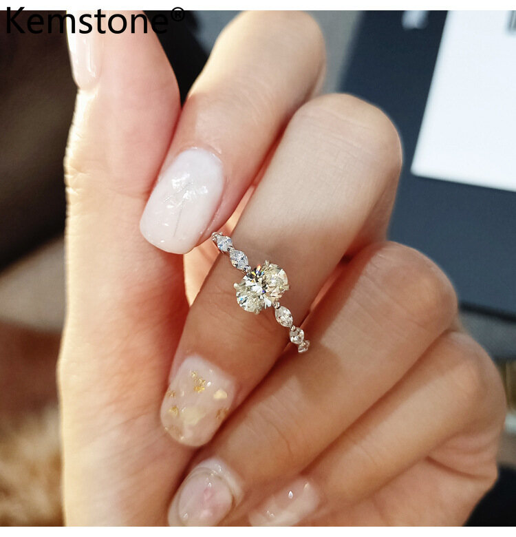 Kemstone Egg Shape Oval Clear Crystal Silver Plated Female Jewelry Ring Women's Gift