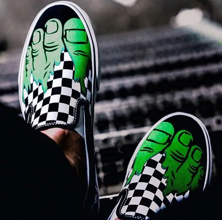 hulk slip on vans