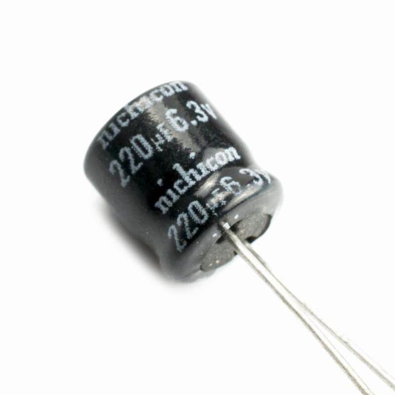 1pcs,Nichicon 6.3V 220uF 85°C 5x11mm Electrolytic Capacitor