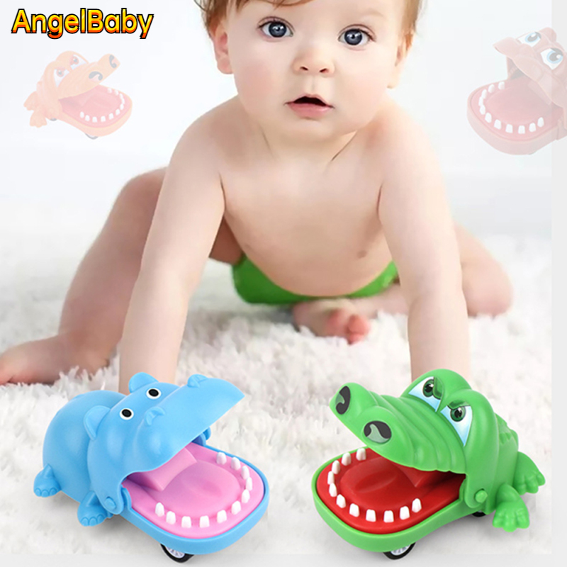 AngelBaby 【 Ready Stock 】 Baby Pull Back Toy Cartoon Crocodile-shaped Bite Hand Toy Mini Pull Back Car Gift