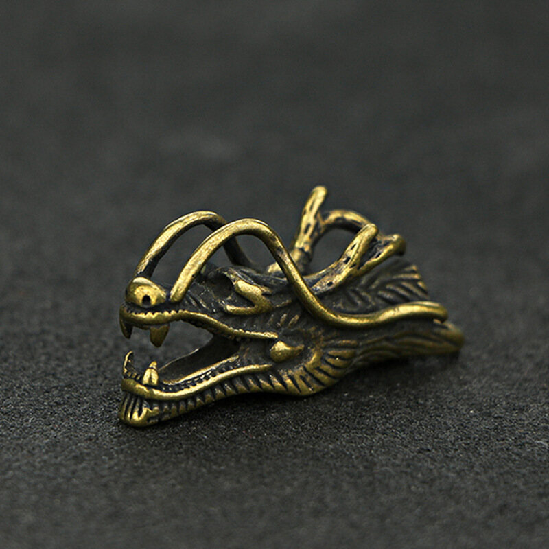 Dragon Copper Keychain Pendant Figurines Miniatures Chinese Ornaments Creative Handmade Fine Copper Solid Zodiac Brass Keychain Pendant Vintage Gift Desktop Decoration Craft Retro Animal Statue