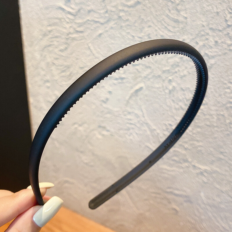 Fashion Simple Design Black Headband