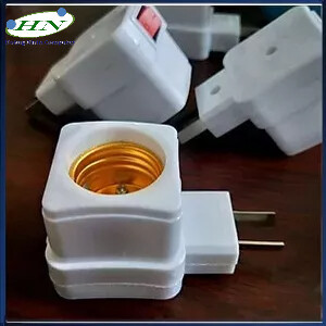 ĐUI ĐÈN E27 VUÔNG CÓ  CÔNG TẮC..