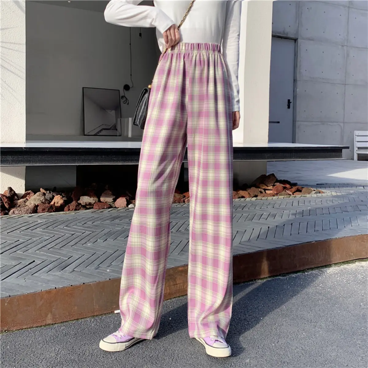 oversized plaid pants