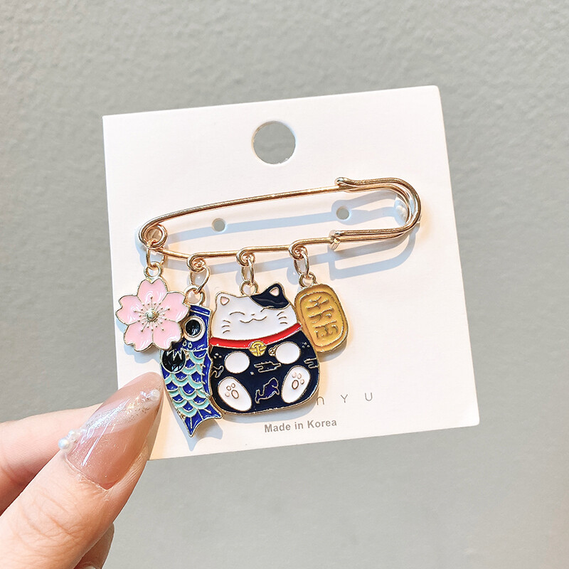 Cute Cartoon Brooch Fashion Fixed Clothes Pin Bag Accessories