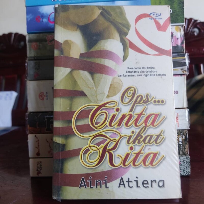 NOVEL PRELOVED (OPS...CINTA IKAT KITA - AINI ATIERA) Malaysia