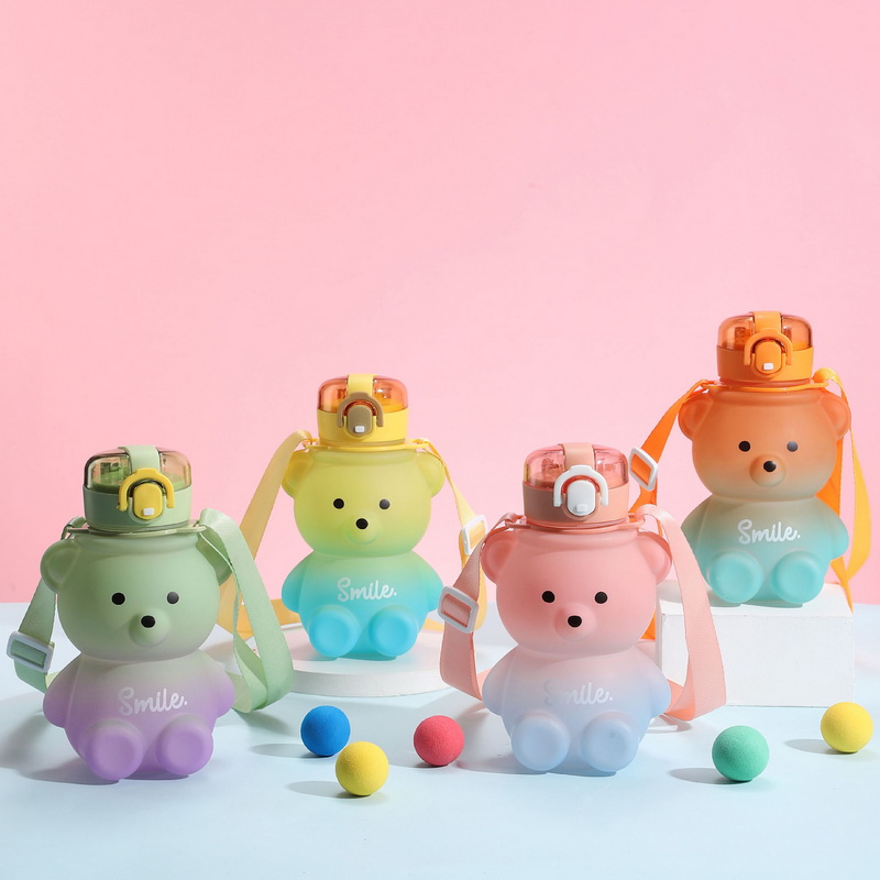 ABL 800ML Bear Kids Drinking Water Bottle Straw Cup Large-capacity Student Bottle Drink Portable Botol Air Shaker Bottle Shaker Bottle