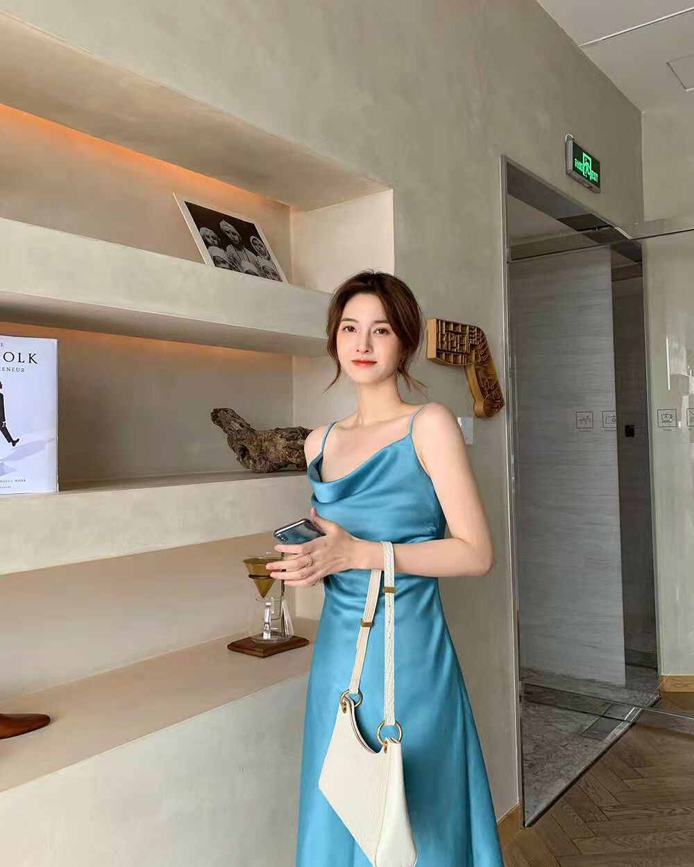 Satin satin satin Đầm cổ yếm với satin satin satin satin satin satin ĐầM Cổ YếM cho phụ nữ trong ĐẦM MÙA HÈ eo thon mới A-line váy chân váy dài nhẹ nhàng