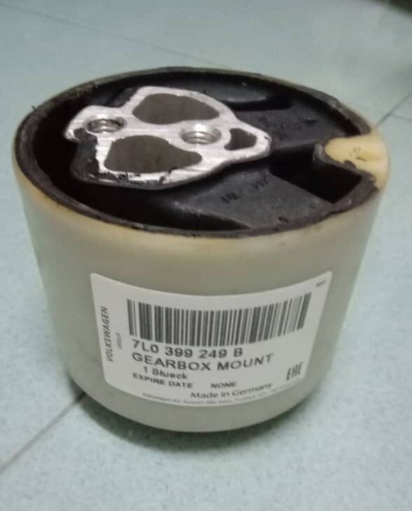 7L0399249B GEARBOX MOUNTING AUDI Q7 VW TOUAREG PORSCHE CAYENNE Lazada