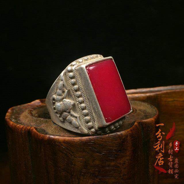 Antique collection Qing Dynasty Ruby square ring holder ring face old silver inlaid Open Silver Ring full silver wrench