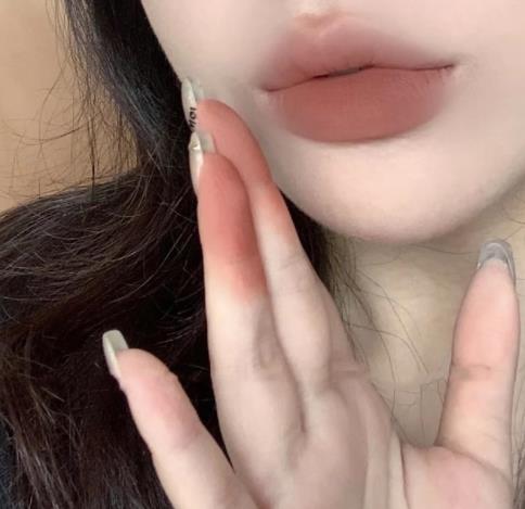 【BeautyMalls】Son Kem Đáng Yêu Son Kem Lì Bền Màu