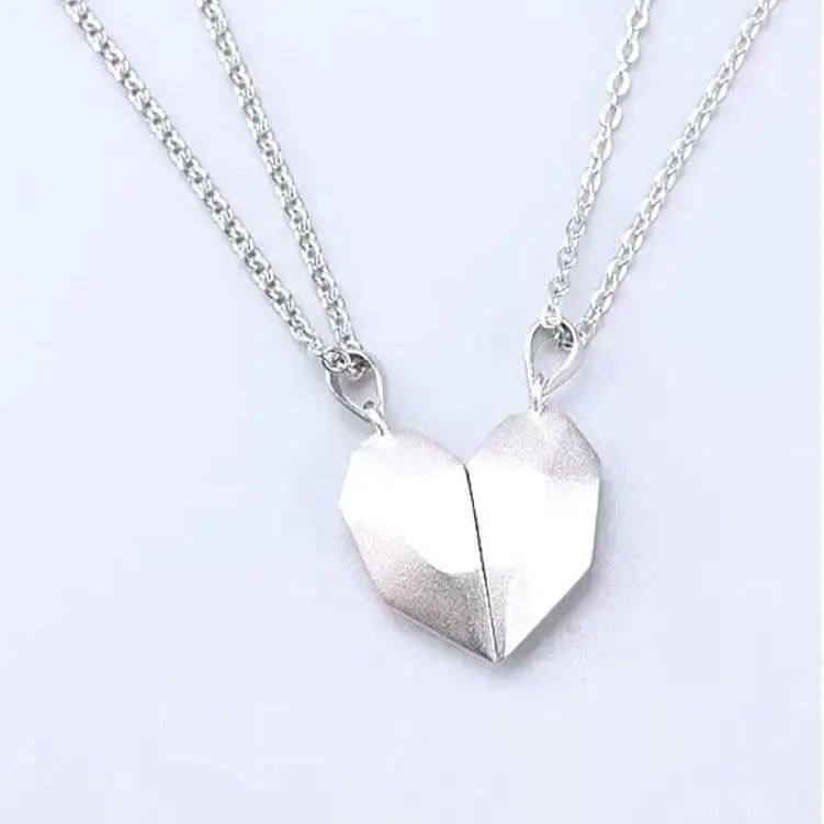 【♡Lovely girls house♡】2pcs Minimalist Friendship Lover Couple Bracelet Matching Friendship Heart Pendant Magnetic Distance Heart Lover Necklace Jewelry