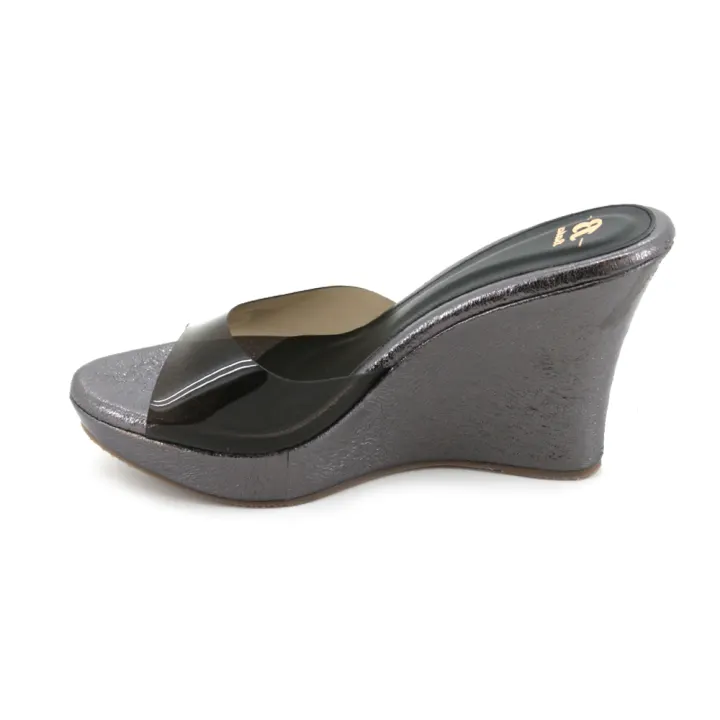 bata women wedges