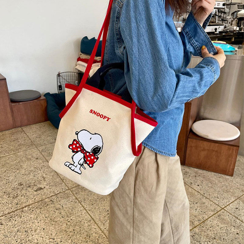 JIVIVIL korean canvas ladies shoulder bag Cartoon Snoopy large capacity bag casual tote bag personalized versatile tote bag