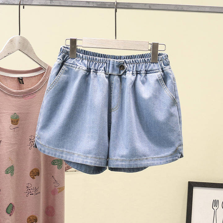 loose short jeans
