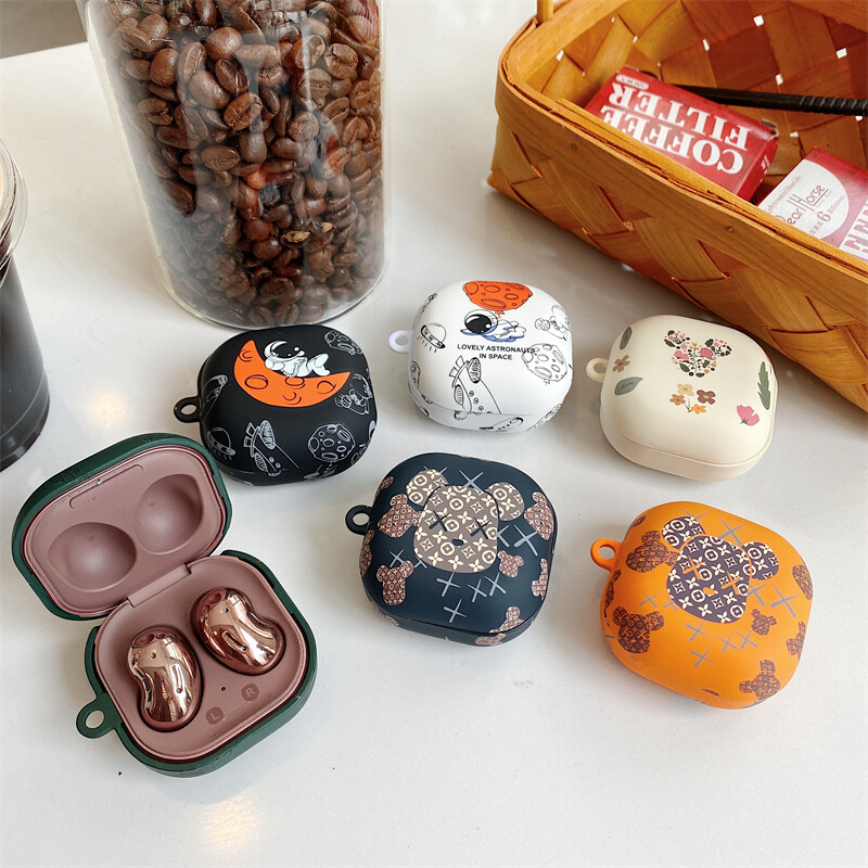 Bear Pattern for Samsung Galaxy Buds FE/Buds Live/Buds2/Buds Pro/Buds 2Pro Case Hard Shell Wireless Earphone Accessories for Samsung Galaxy Buds Pro Cover