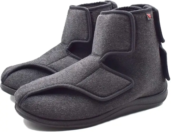 wide width house shoes