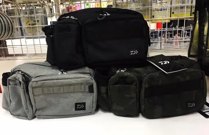 daiwa waist bag