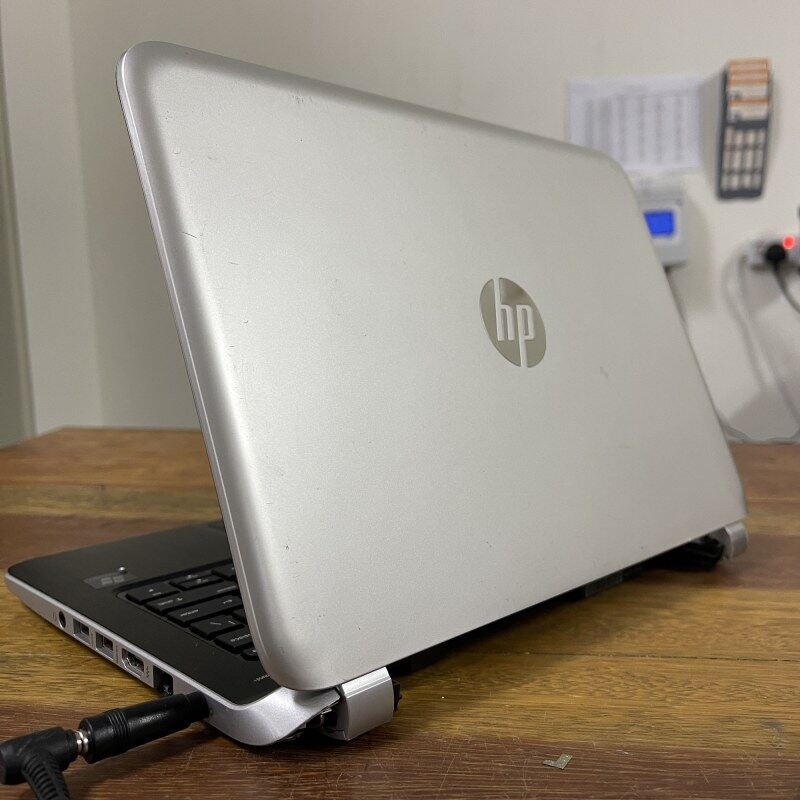 HP 215 G1 - AMD A4-1250 / 2GB DDR3 RAM / 320GB HDD Budget Laptop Laptop Notebook Murah Webcam Malaysia