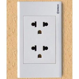 [HCM]Ổ Cắm Đôi – 3 Chấu Âm Tường Chính Hãng Sino