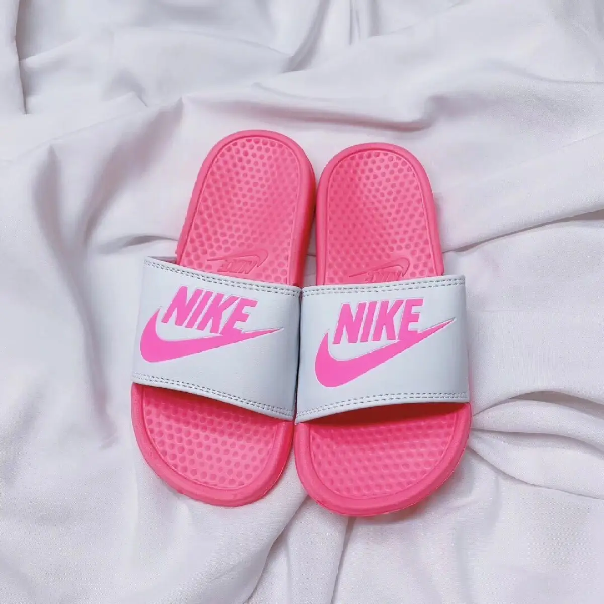 nike soft slippers