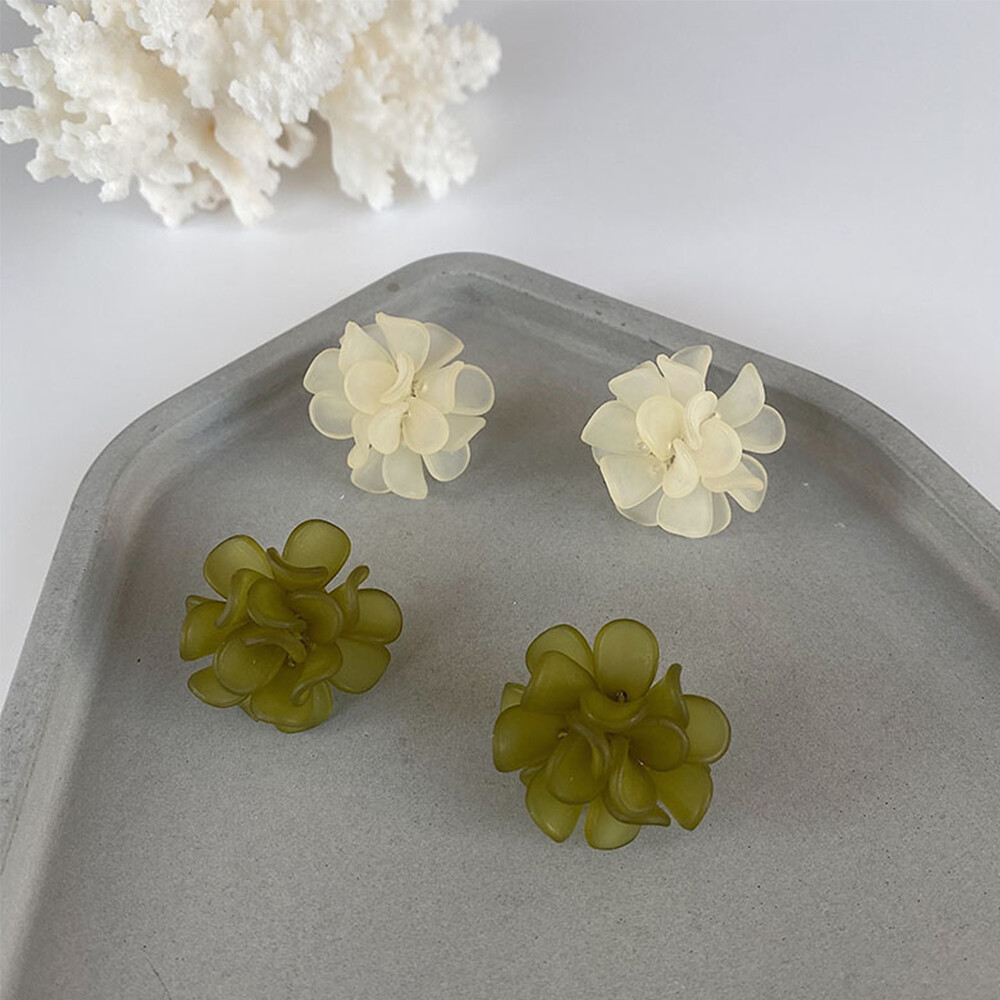 Summer Accessories Korean Sweet Women Elegant Stud Earrings Flower Earrings Acrylic Flower Women Jewelry