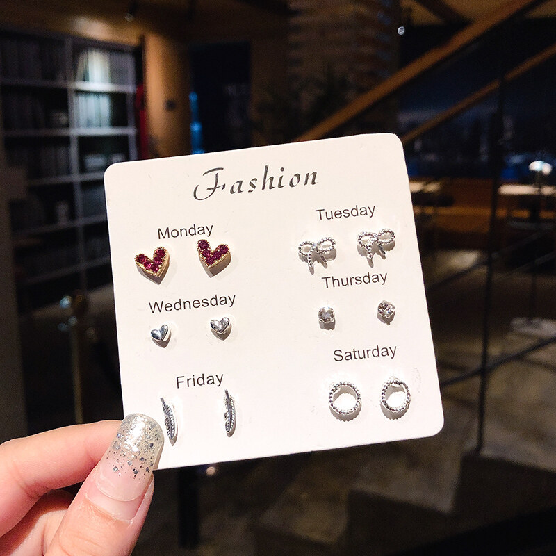 Lovely Design Sparkling Earrings Set