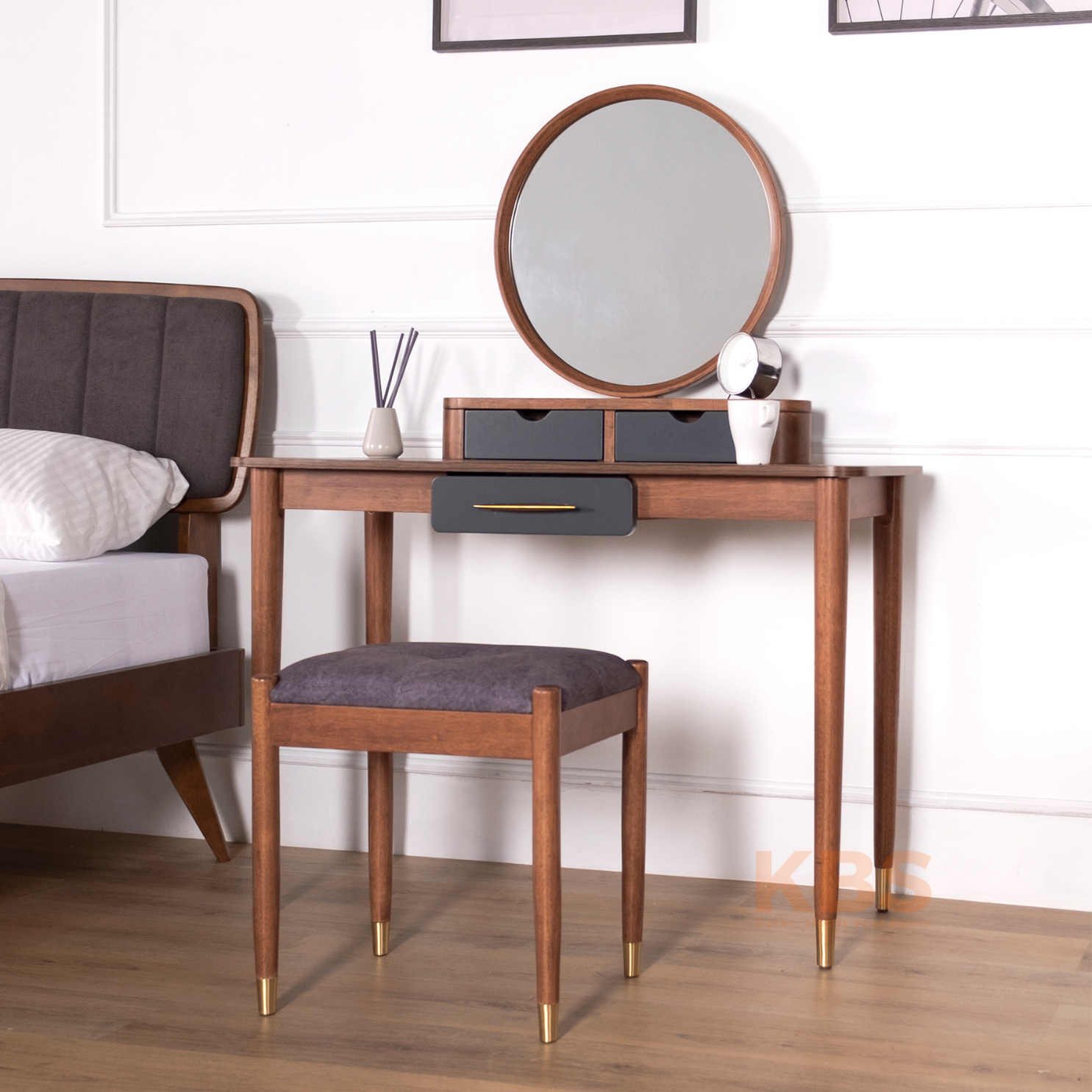 FREE Installation+Shipping) KBS Mcgraw Solid Wood Dressing Table