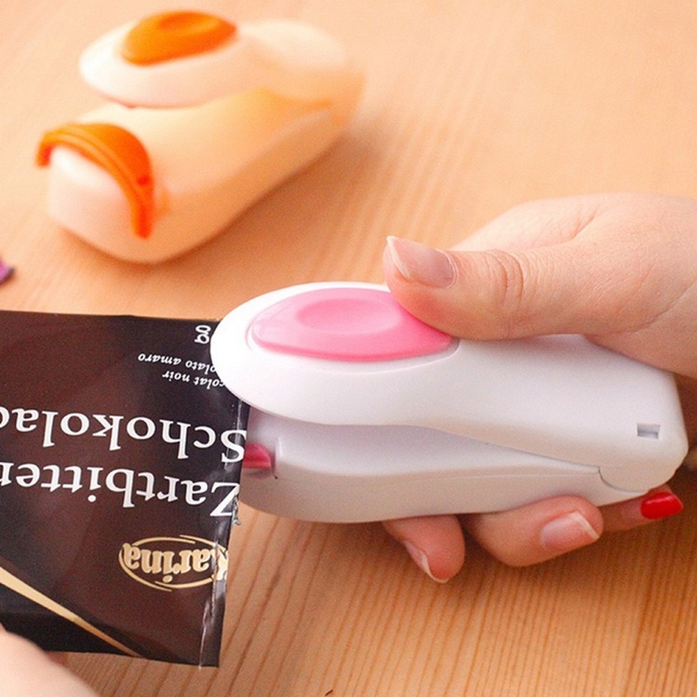 Portable Mini Handheld Holder Electric Heating Snack Sealing Machine Machine Sealed Packaging Plastic Bag Sealed Food Bag Sealer A25