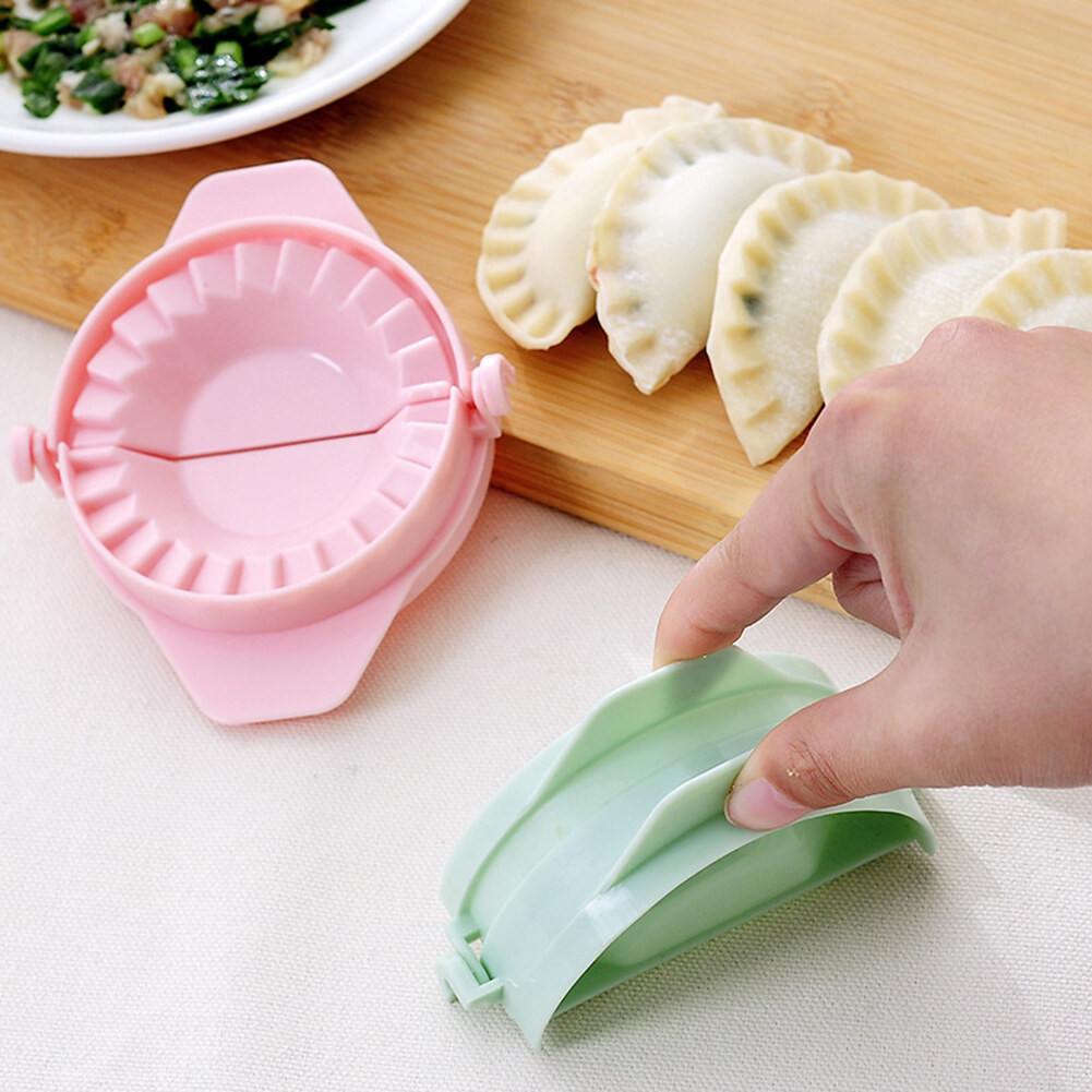1Pcs Plastic DIY Dumpling Mould Dumpling Machine Equipment Dumpling Machine New Kitchen Tool Maker Equipment Easy Kitchen Bakeware