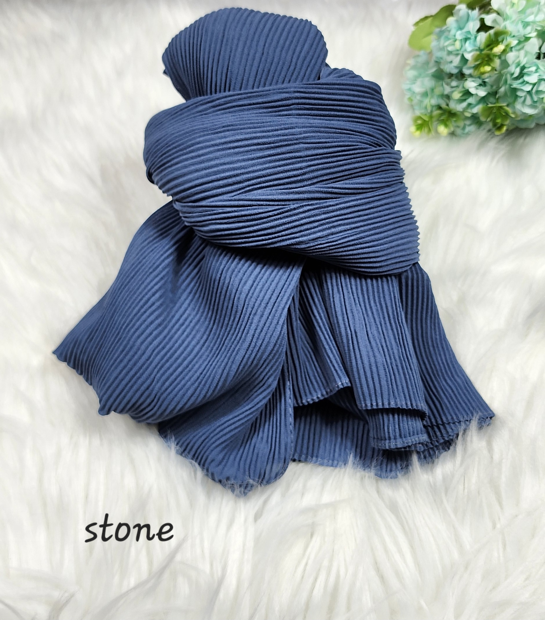 shawl crush pleated