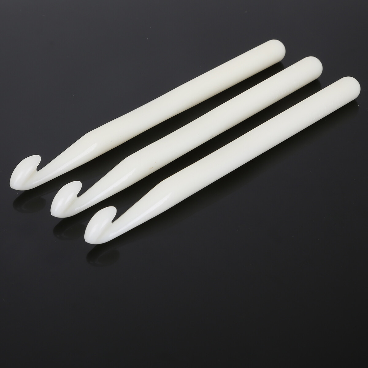 1pc/bag 3/4/5/6/7/8/9/10mm Pure White Plastic Handle Crochet Hook Knitting Needles Thick Head Tools DIY Crafts Accessories