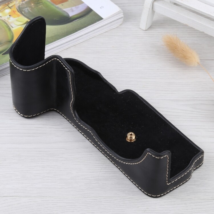 1/4 inch Thread PU Leather Camera Half Case Base for FUJIFILM GFX 50S