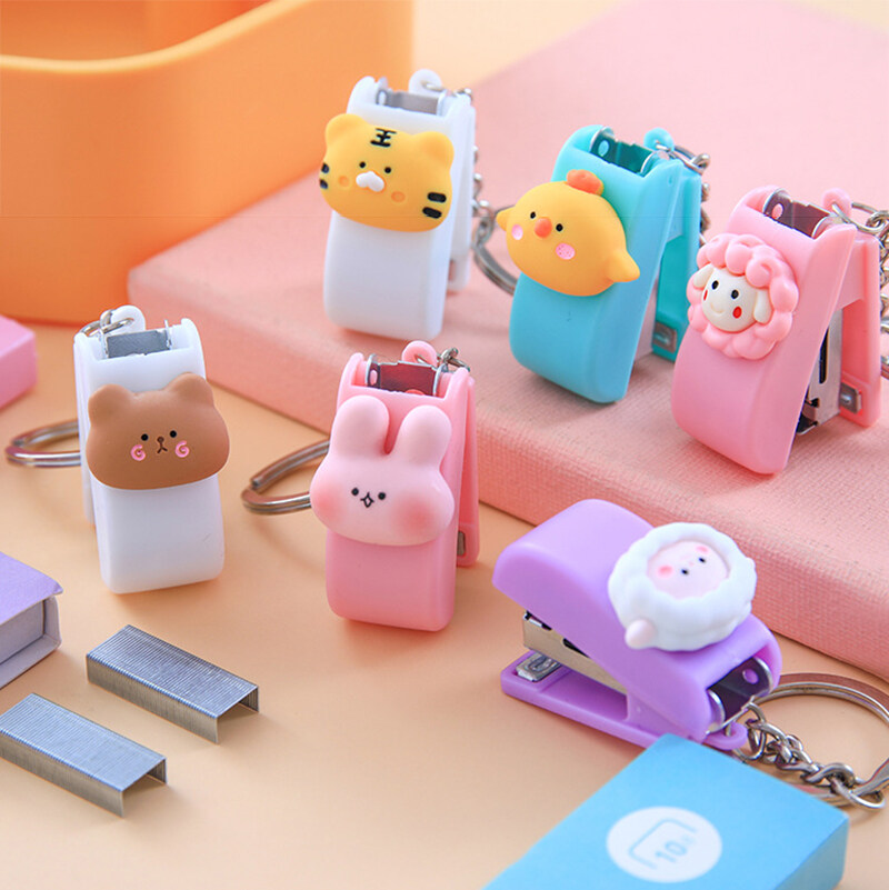 Động vật hoạt hình dập ghim nhỏ dễ thương xách tay stapler keychain dụng cụ nẹp viền vải túi sắp xếp hồ sơ văn phòng phẩm nguồn cung cấp sinh viên trường học